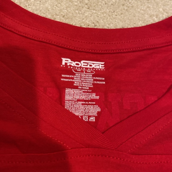 NWT Ohio State vneck t-shirt with metallic lettering and block O - Picture 3 of 3